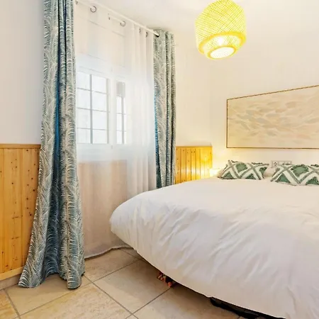 Fuer 6 Personen Ca 60 Qm In Empuriabrava, Costa Brava Golf De Roses Holiday home